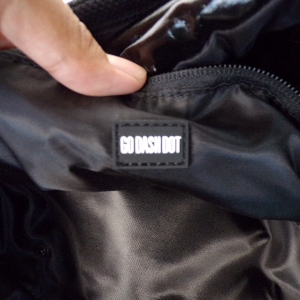 Go Dash Dot Tote Draw String Multi Pockets 19" - image 5